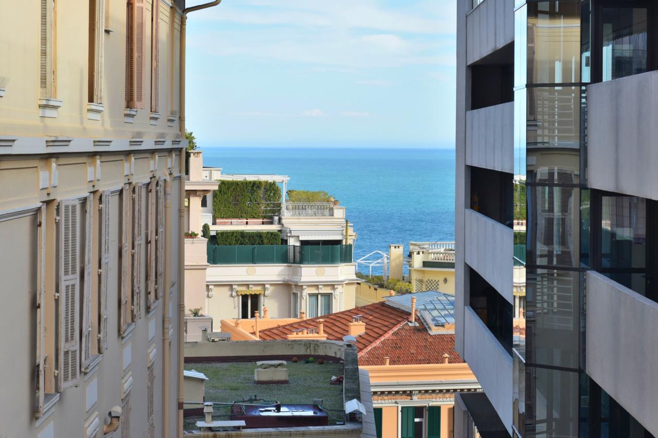 Hotel Capitole Beausoleil Kültér fotó